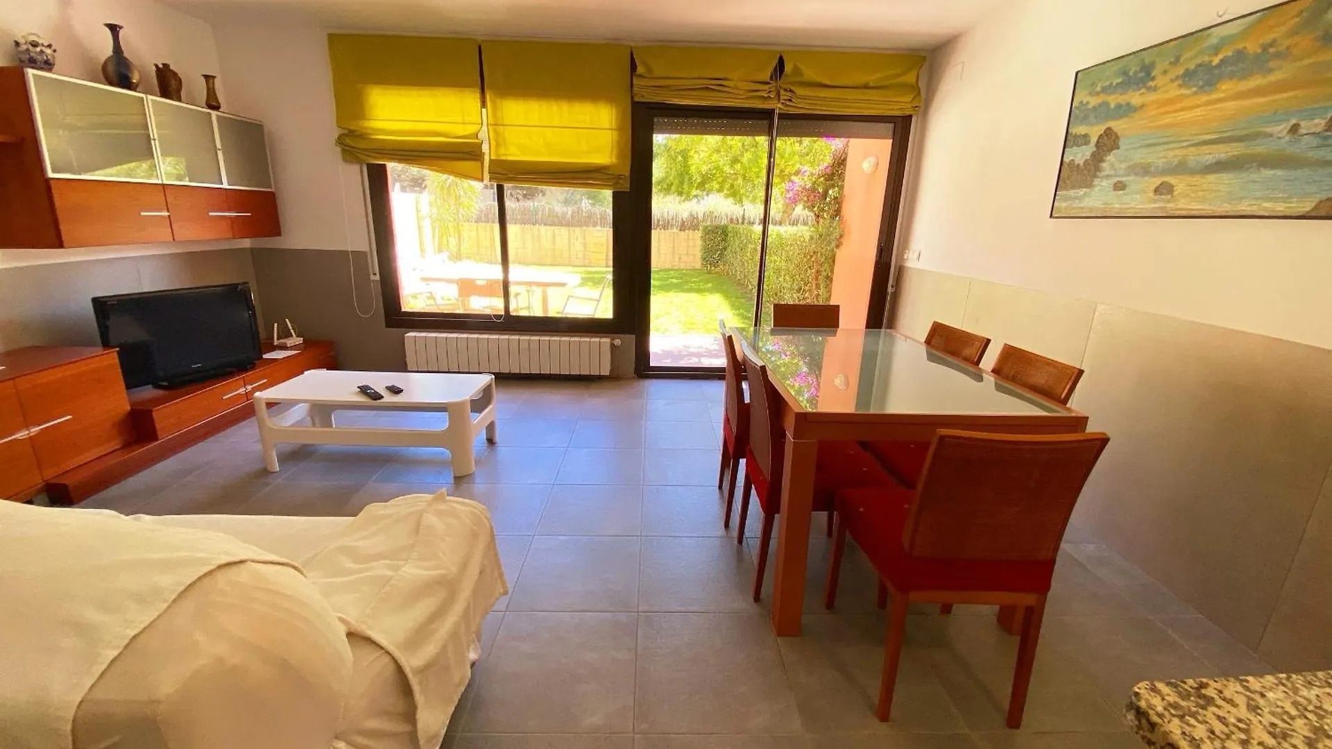 Ferienhaus Villa Casa L'Escala, Piscina Comuntaria I Jardi Privat